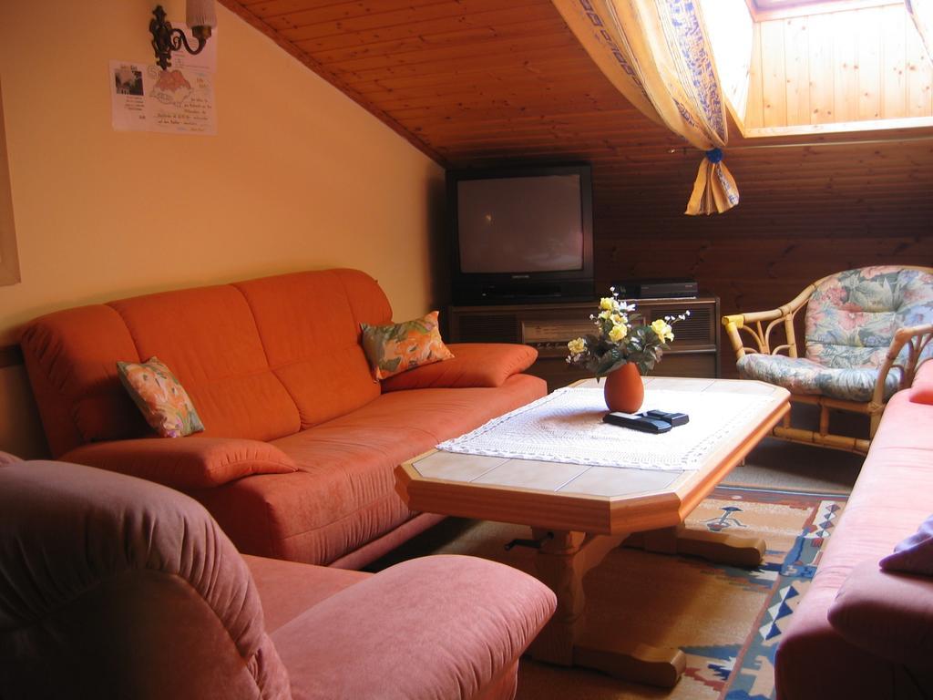 Haus Freitag Apartment Millstatt Bilik gambar